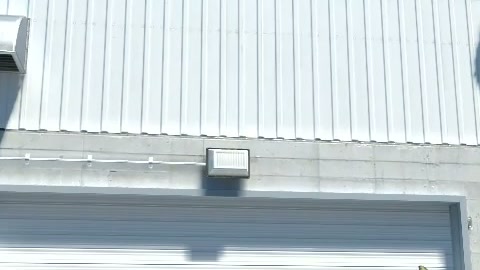 Close-up of the aim point just before the throw