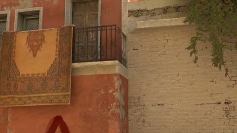 Close-up of the aim point just before the throw
