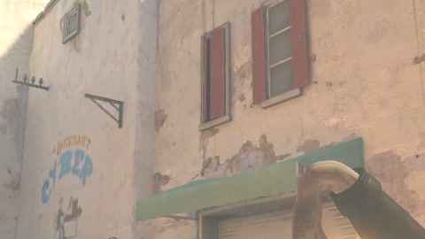 Close-up of the aim point just before the throw