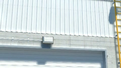Close-up of the aim point just before the throw